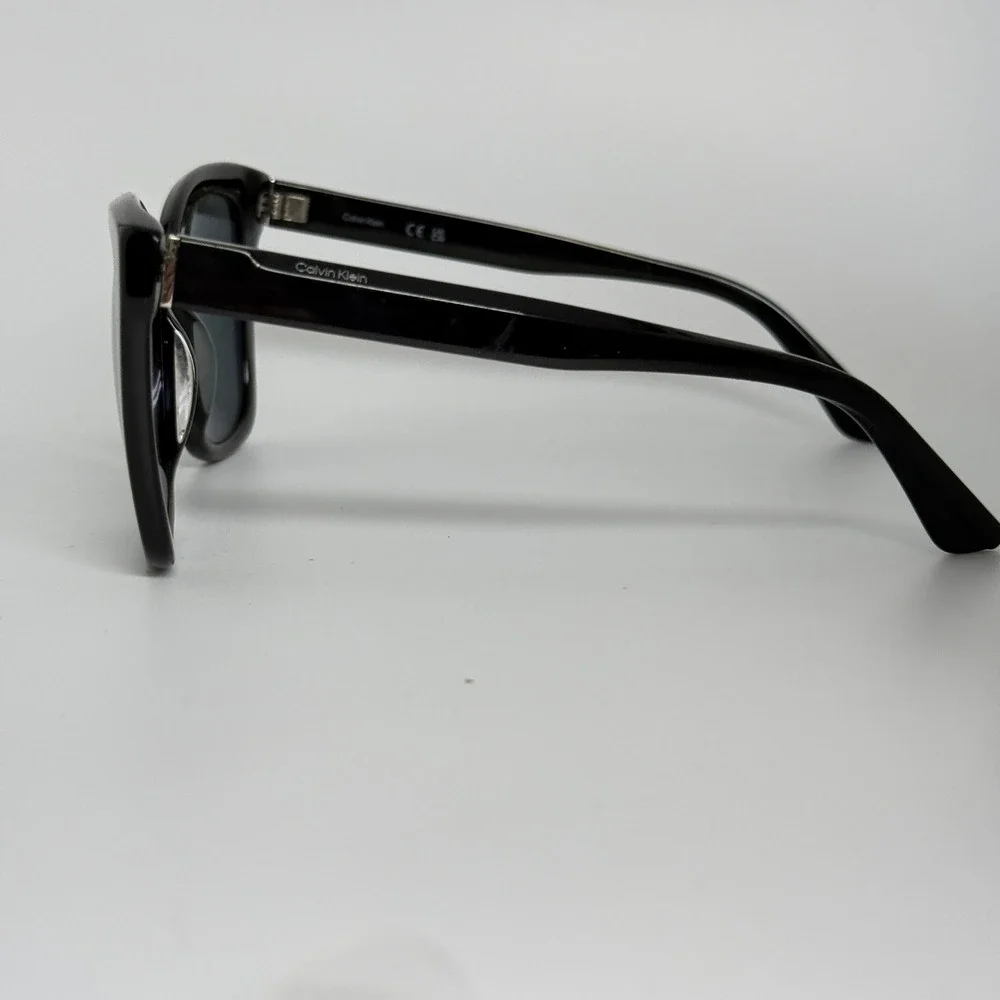 Calvin Klein‎ Sunglasses Black Butterfly Square CK22530S 001 53-19-145 21928
